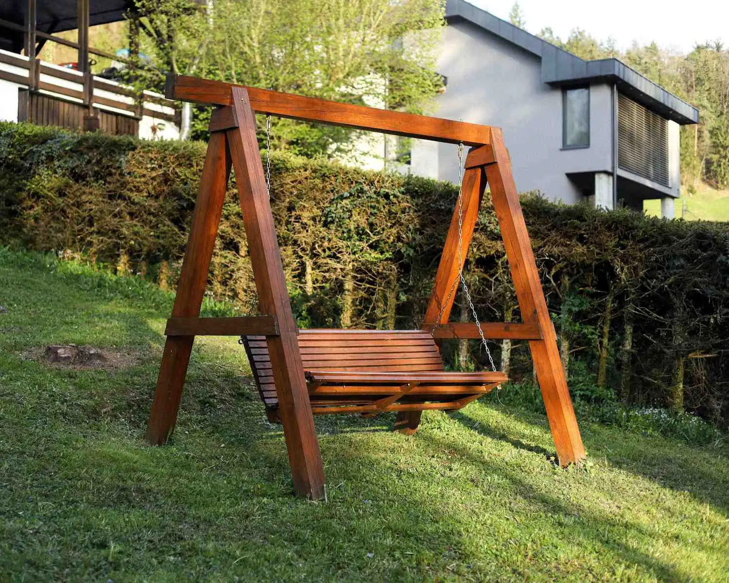 Garden swing